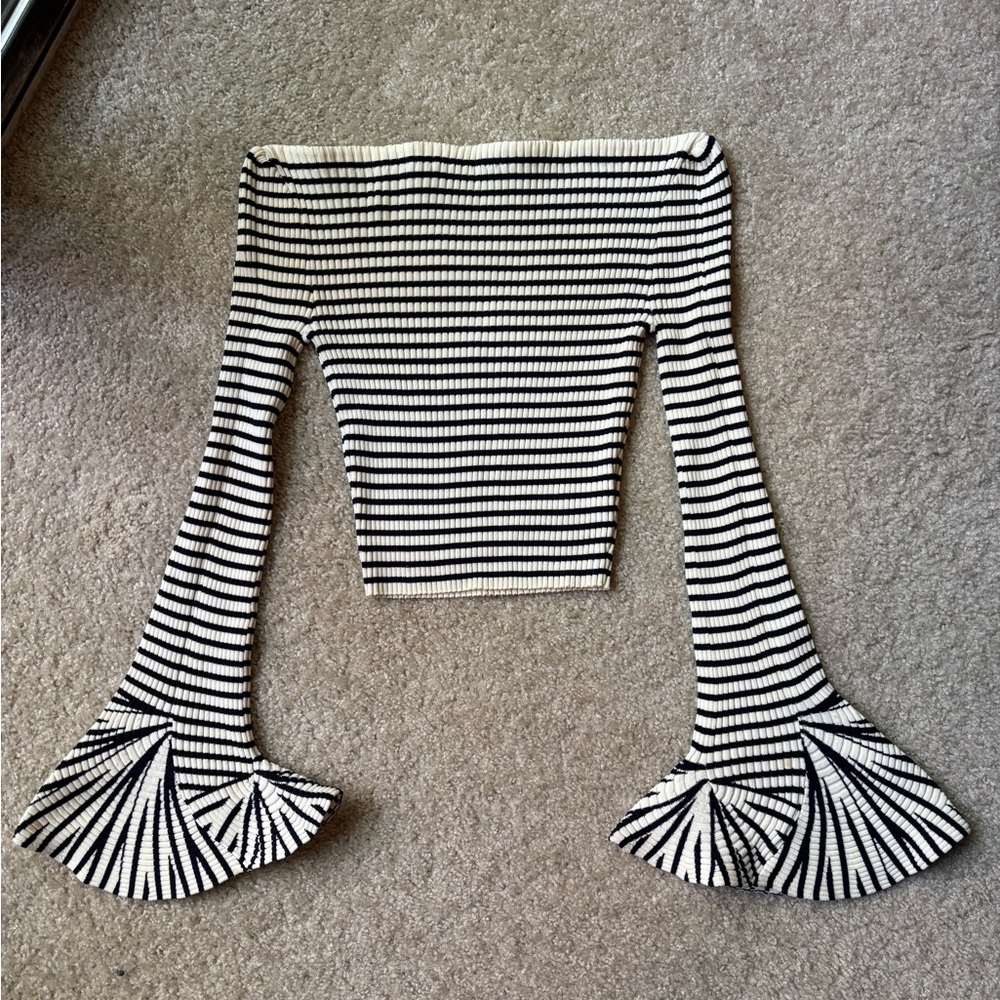 Commense Ribbed Knit Top
